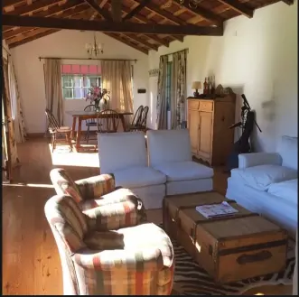 Sala y comedor del hospedaje